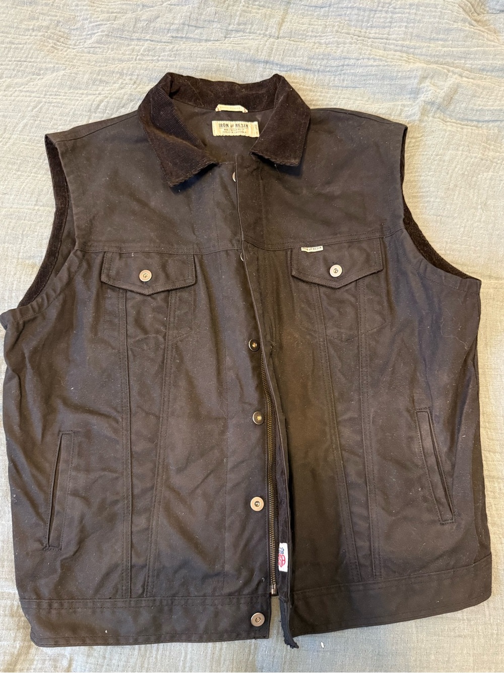 Iron & Resin Black Men's Wax Canvas Vest Jacket
